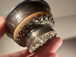 Rare bol tibétain argent ciselé et bois, vintage 70s