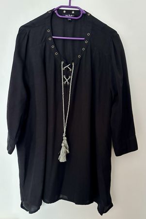 Schwarze Tunika Gr. 46/48 Ulla Popken mit Schnürung