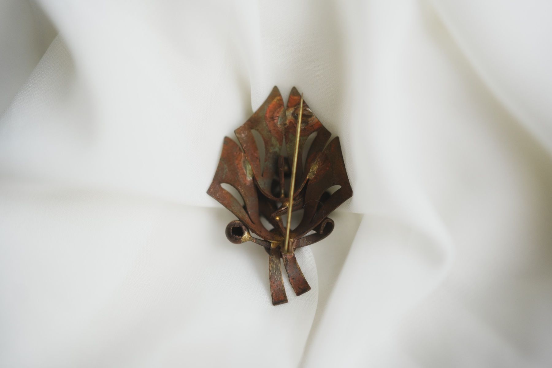 Spille & Fermagli: Jugendstil Brosche mit floralem Motiv und Perlenelement – Usato da Volketswil venduto da HeredisAntiques 2