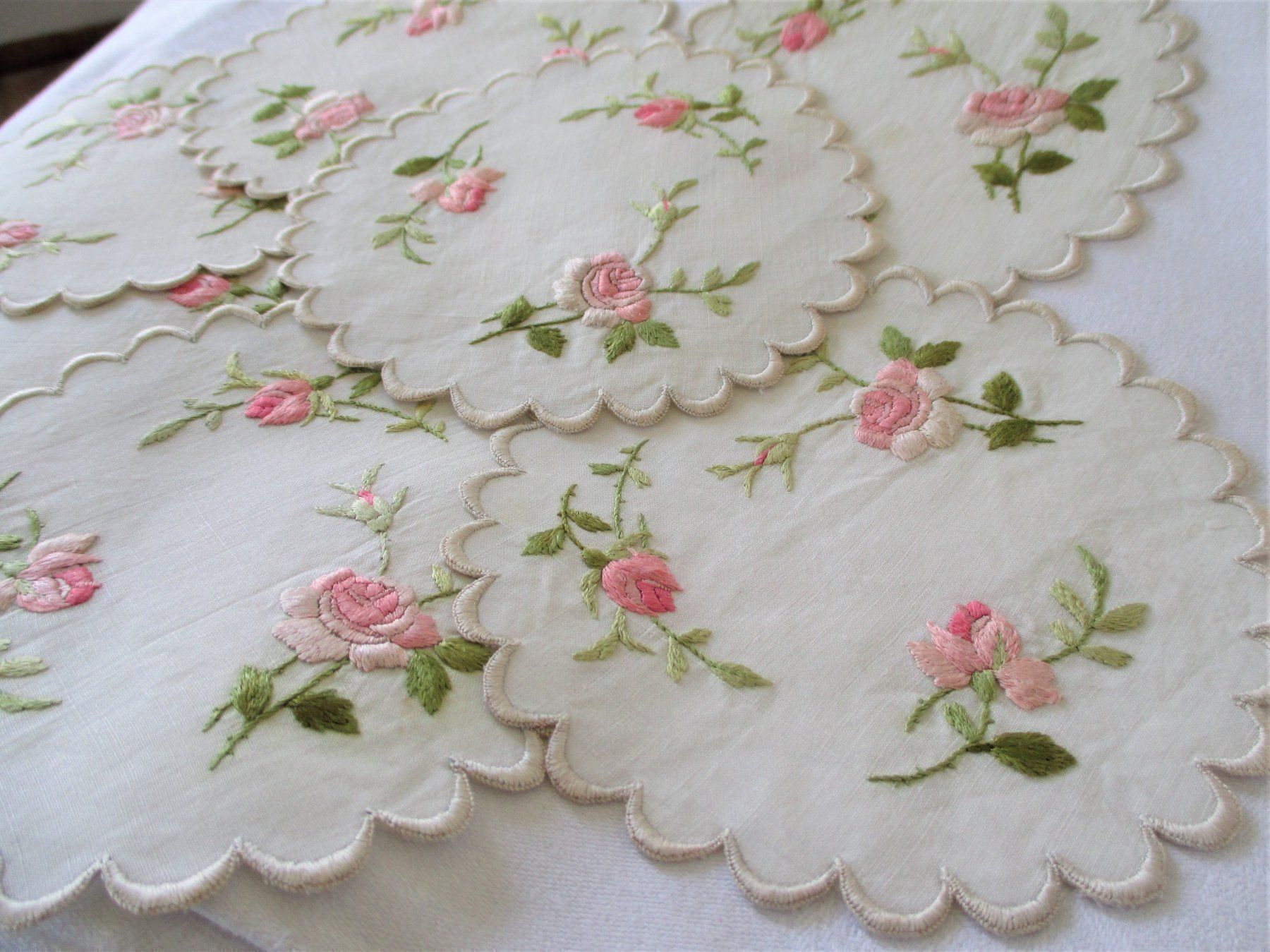 Sottobicchieri: 8 Jugendstil Untersetzer Seide Rosen – Usato da Rorschacherberg venduto da cavengia 4