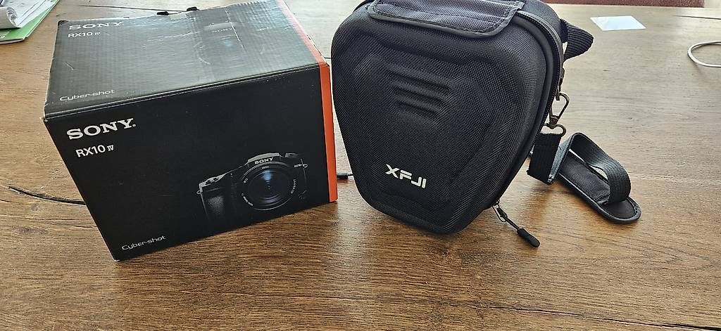Sony Fotocamera: Sony RX10 mk4 – Usato da Adlikon b.Regensdf venduto da Mathiasbitti80 1