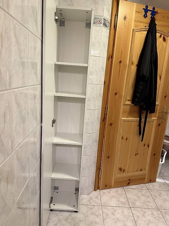 Armadi: Badezimmerschrank  – Usato da Tuggen venduto da m.sc27 1