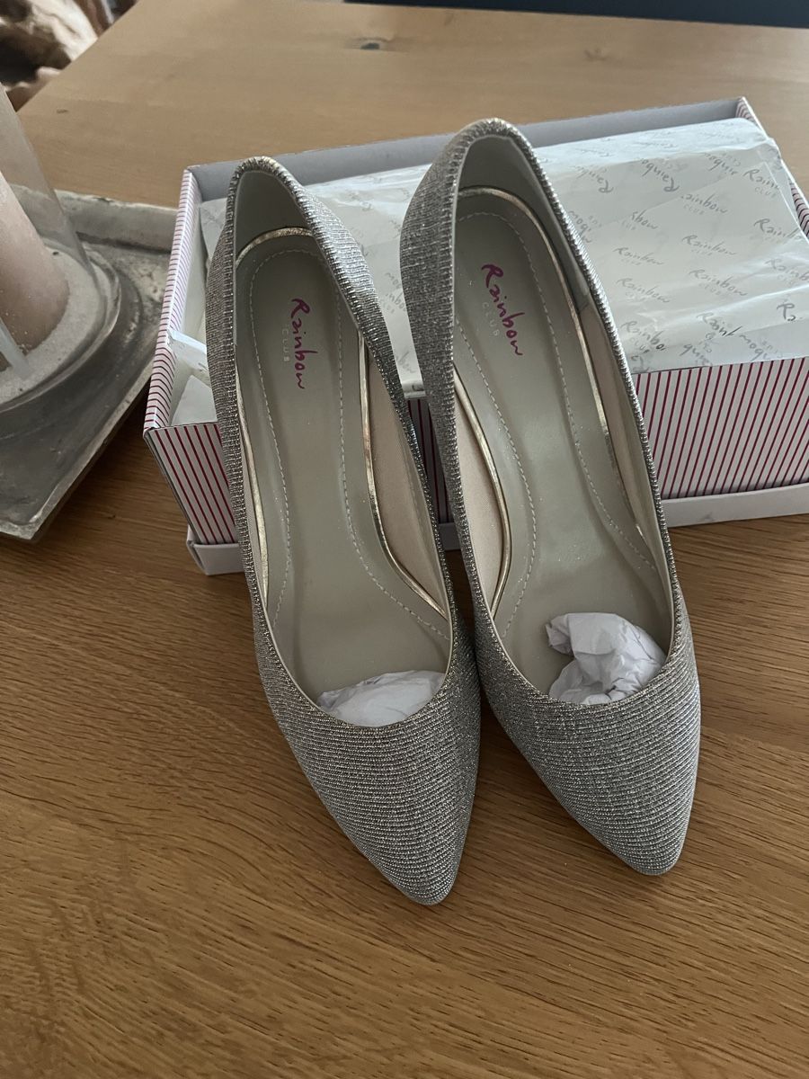 Scarpe da donna: Neue Pumps  – Nuovo e nell'imballaggio originale da Döttingen venduto da Steinklopferin 3
