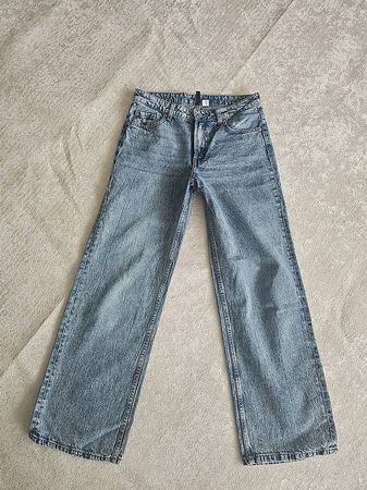 H&M gerade geschnittene Damenjeans Gr.38