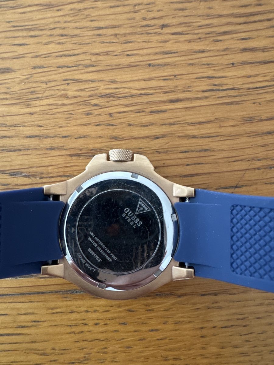 Guess Orologi: Guess Rigor Herren Uhr – Usato da Therwil venduto da dom_gfj8 4