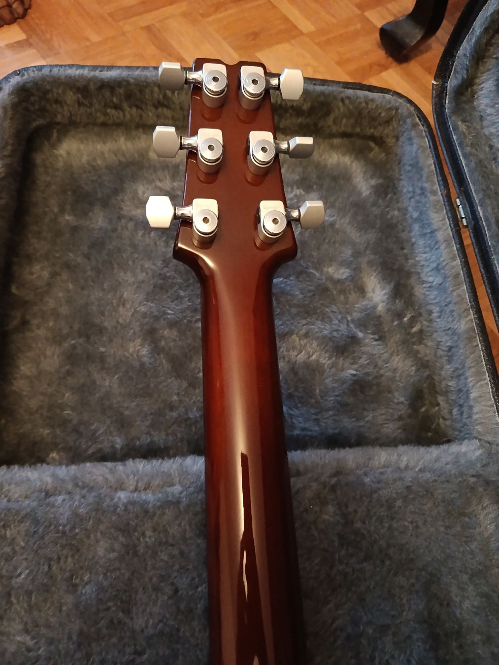 GMP Strumenti musicali: GMP guitar  – Usato da Sion venduto da norns 4