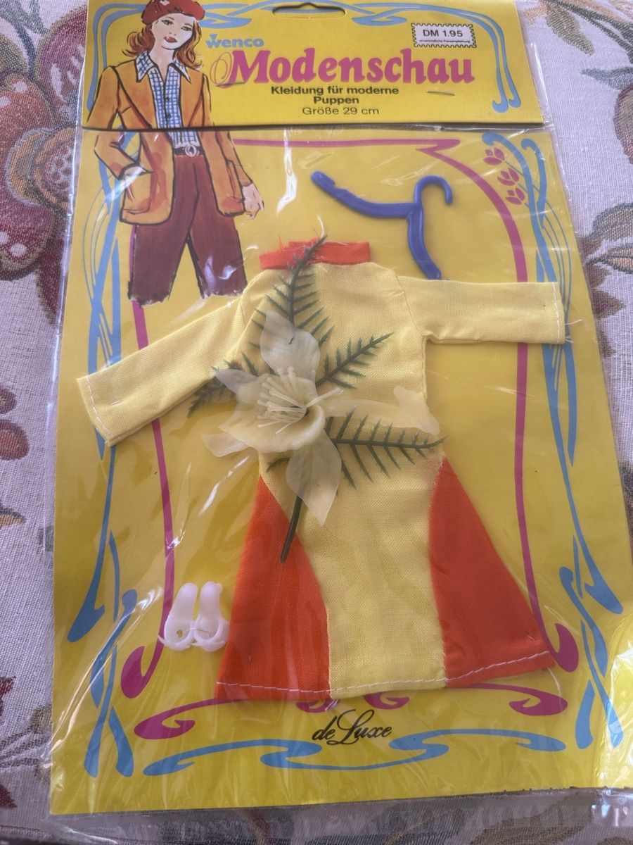 Bambole: 5x Vintage Barbie -Clone Kleider – Usato da Herbriggen venduto da Sehrazade 3