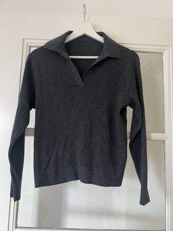 Uniqlo Sweater in L