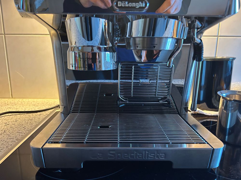 Delonghi Siebträger Kaffeemaschine mit viel Zubehör Kaufen auf Ricardo