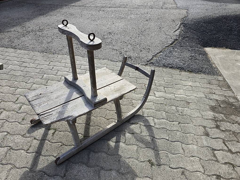 Slitta: Holzschlitten/Antik/Shabby Chic – Usato da Sommeri venduto da Miss-Gina