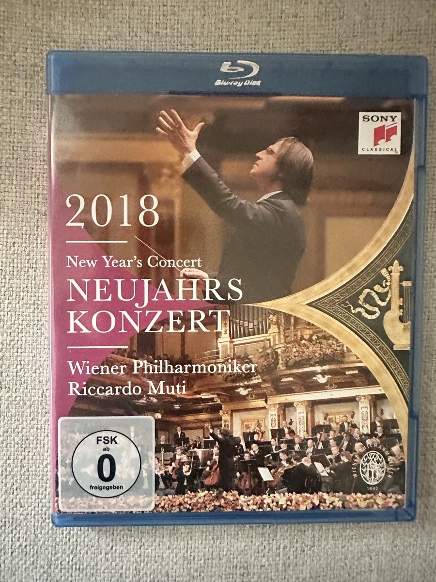 Alle DVDs: Neujahrskonzert 2018 - Wiener Philharmoniker - Blu-ray – Neu (gemäss Beschreibung) aus Zofingen von SwissMercator