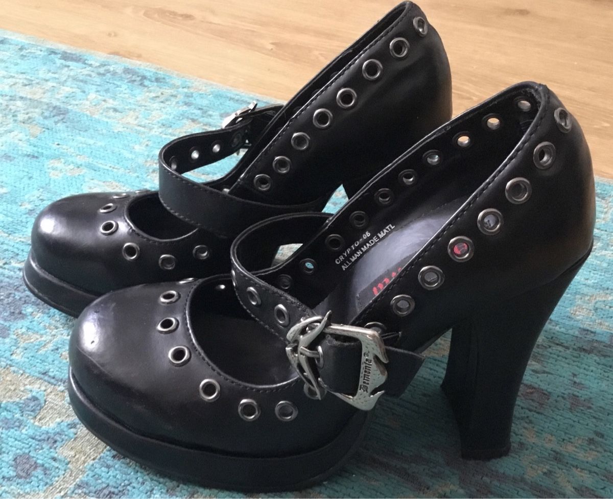 Damenschuhe: Pumps Gothic Style  – Gebraucht aus Schlieren von Jeajet 8