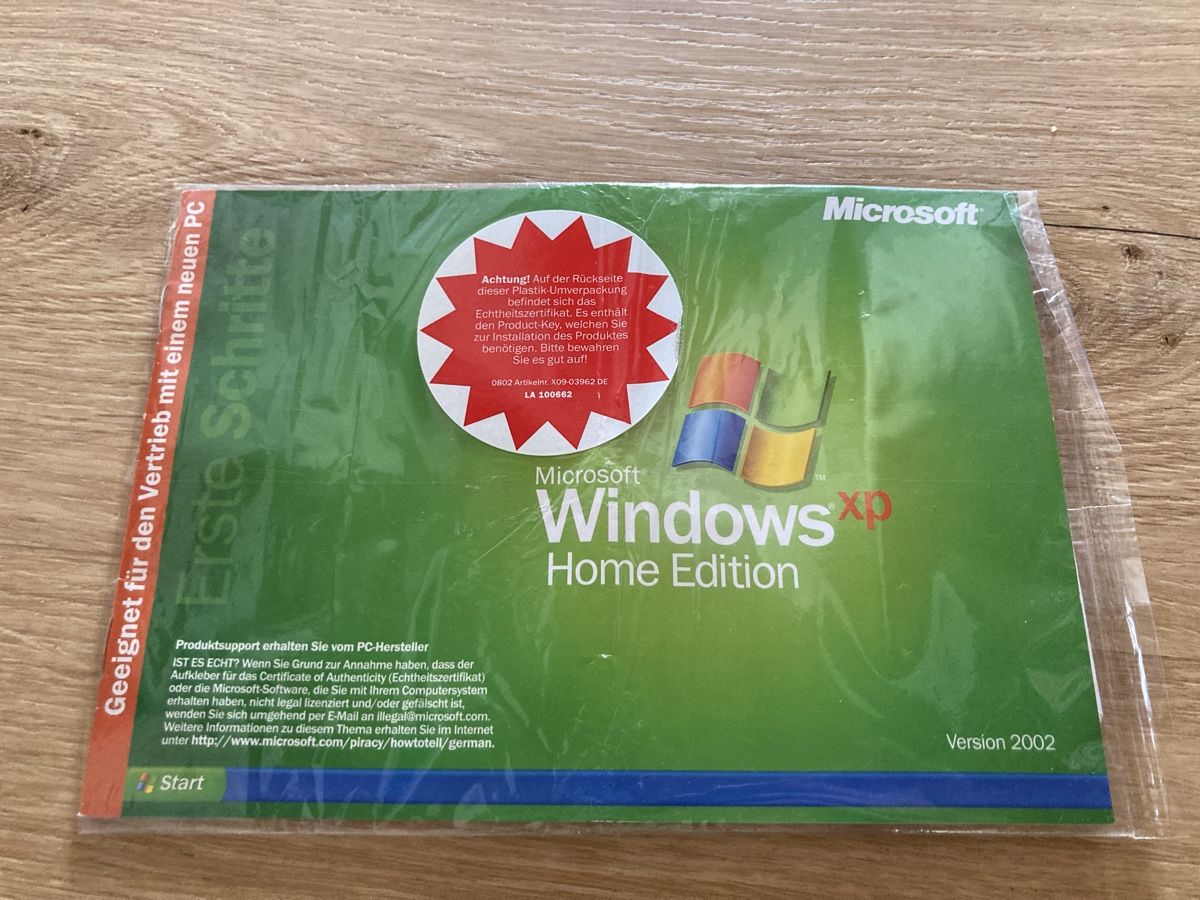 Microsoft Applications: Microsoft Windows XP Home Edition Version 2002 Deutsch – D'occasion à Wichtrach par Queensparkunite