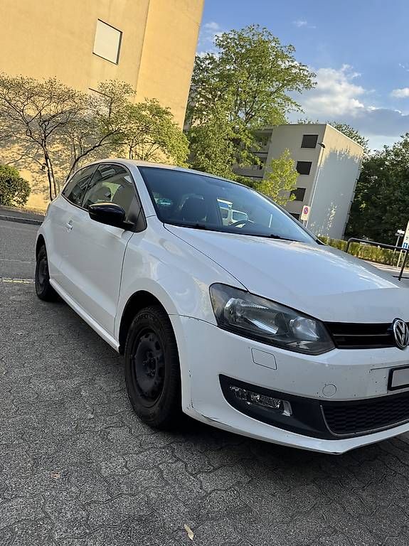 Automobili: VW Polo – Usato da Pratteln venduto da Izabela._. 2