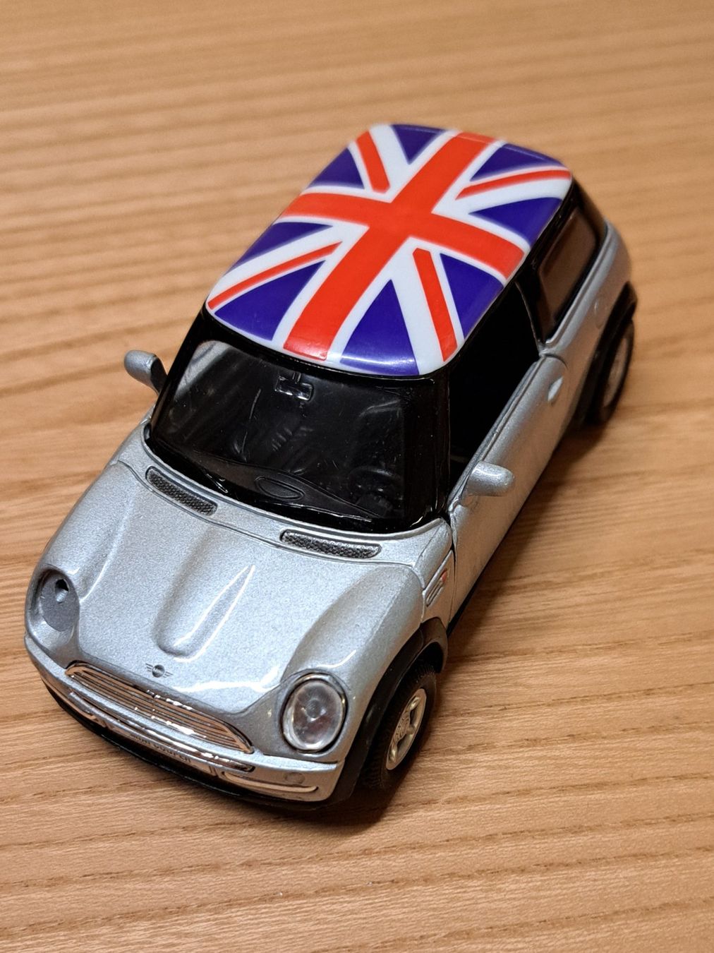 Cooper Modellini d'auto: Mini Cooper ( Welly ) – Usato da Dietlikon venduto da kosta.katoglou 6