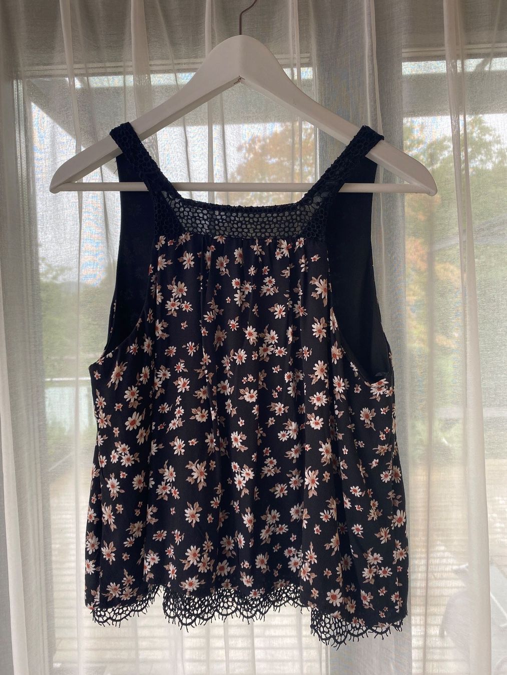 Top: Top mit Blumenmuster von Pull and Bear Gr. M – Nuovo (secondo la descrizione) da Seewen SO venduto da HappyHappyHappy 1