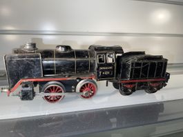 Lokomotive Spur 0 / Märklin  R880 mit Uhrwerkbahn