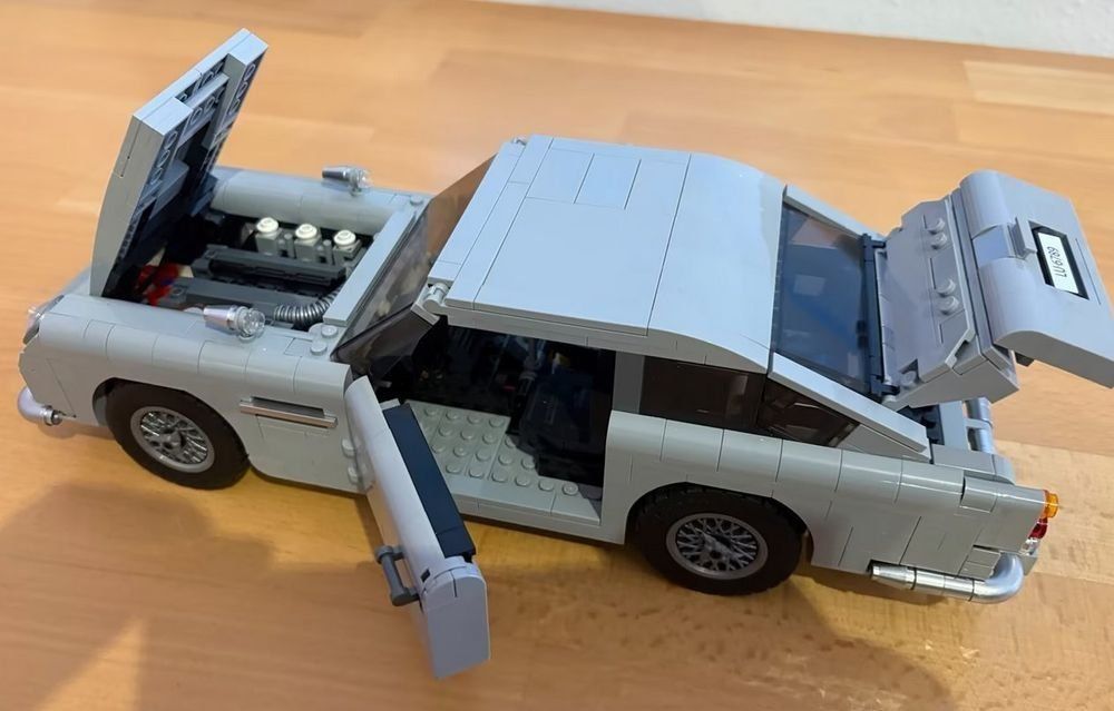 Lego Kit di costruzioni: Lego 10262 James Bond Aston Martin – Usato da  venduto da  2