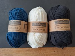 Wollpaket Scheepjes Woolwise Schwarz, weiss, blau, Reste