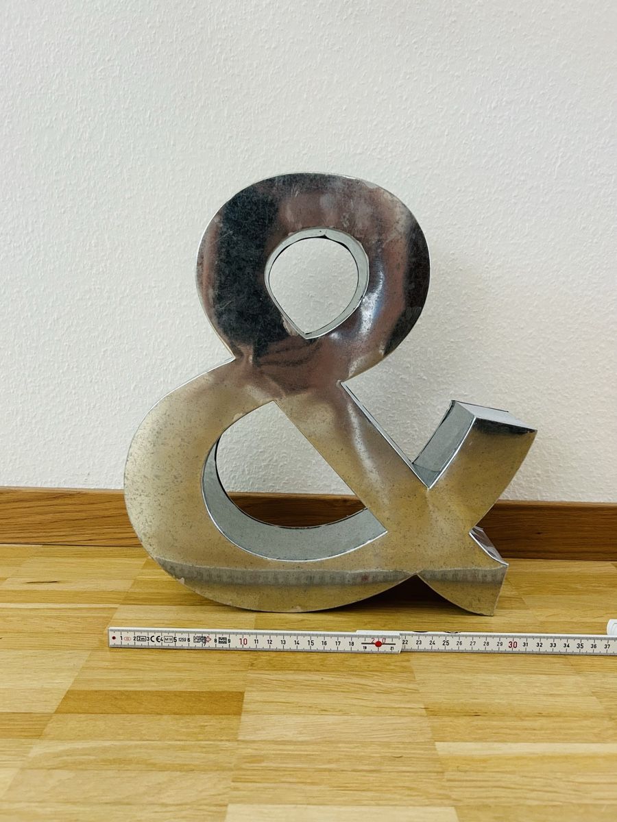 Seletti Tutte le decorazioni: SELETTI Metalvetica & – Usato da Zürich venduto da _Josh_ 4