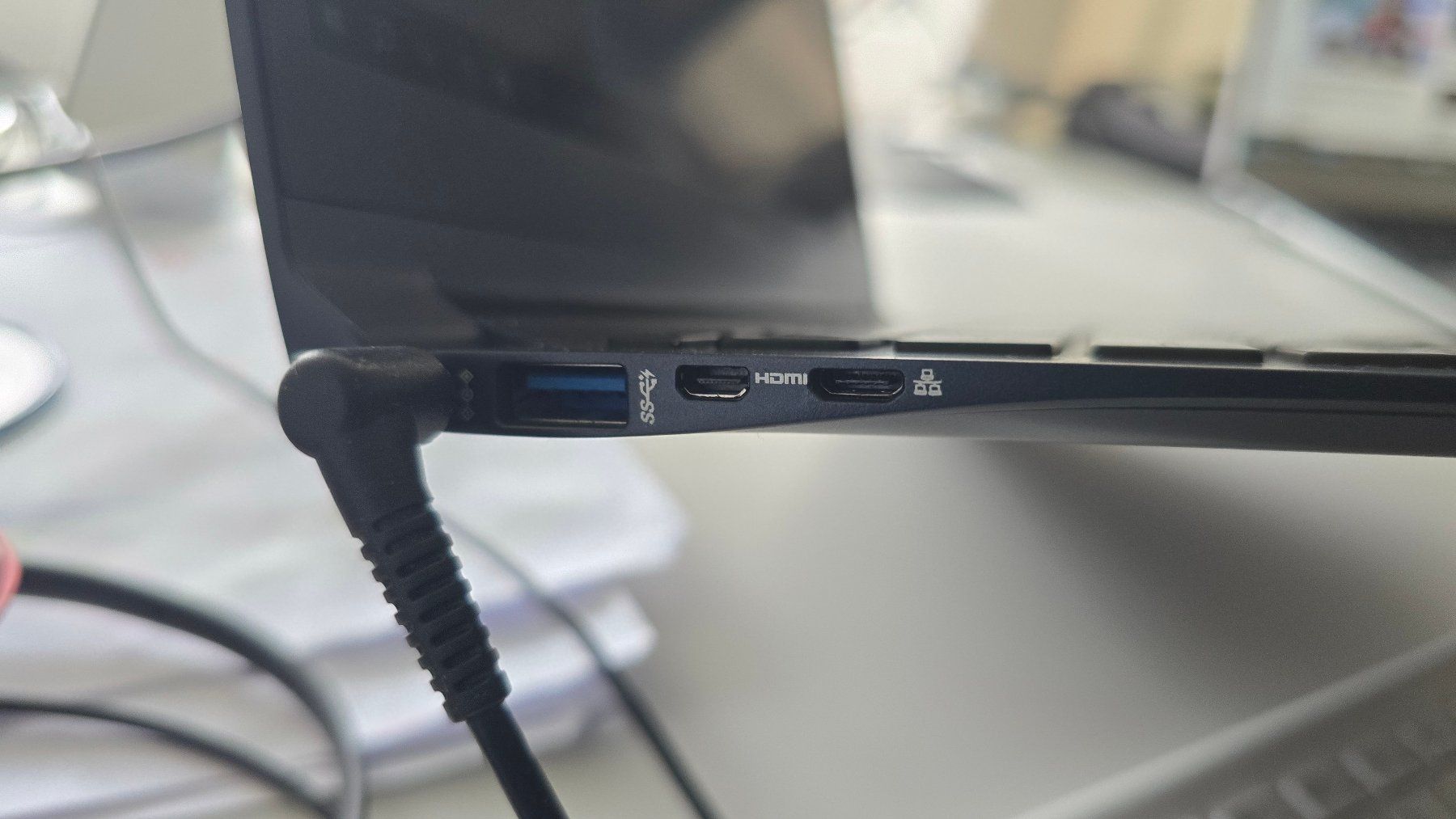 Samsung Notebooks: Samsung Notebook 13.3, wenig gebraucht, leicht – Neu (gemäss Beschreibung) aus Zürich von Parsa 6