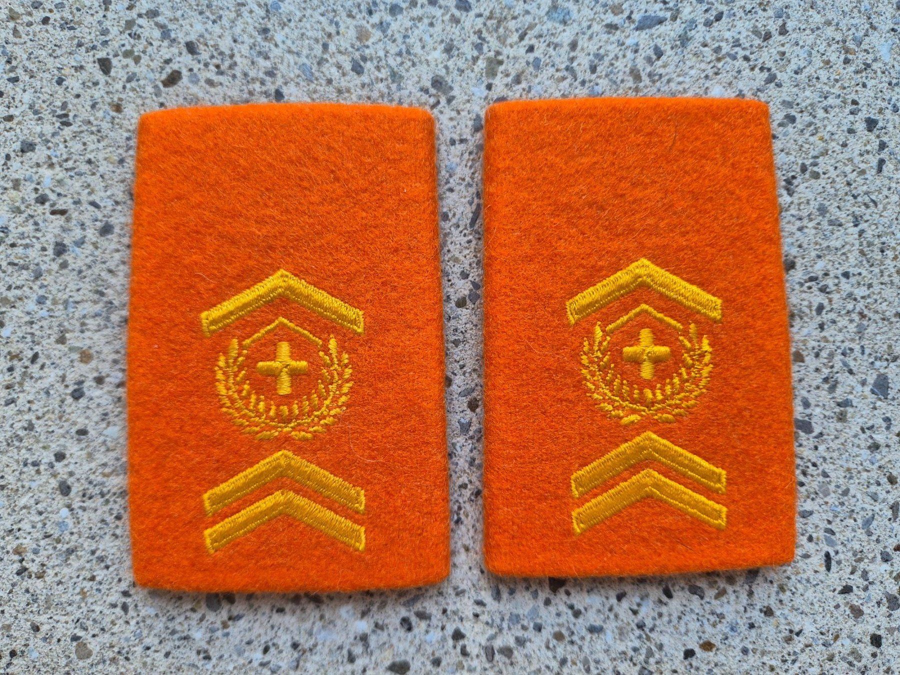 Schweizer Armee Placchette & Badge:  Gradabzeichen Patten Set Adjutant Territorialdienst – Nuovo e nell'imballaggio originale da Riedholz venduto da fr_sIruP