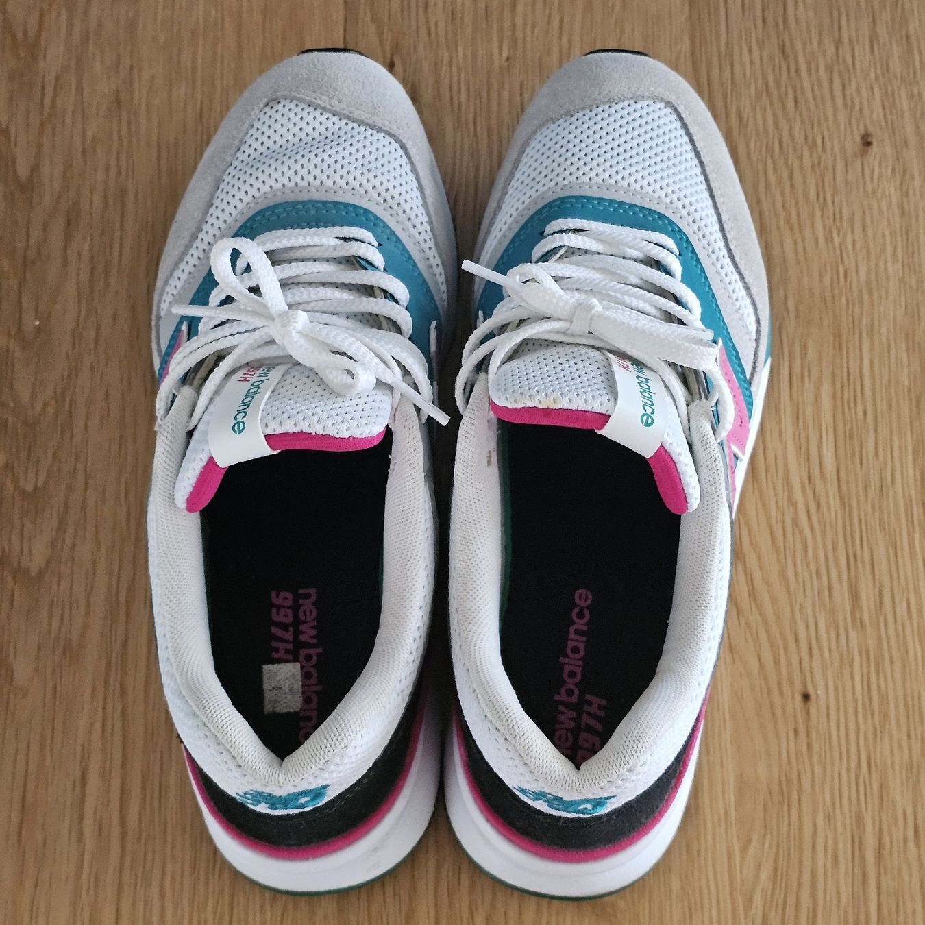 New Balance Scarpe da uomo: New Balance 997h taille 40 – Usato da rolle venduto da Noma-collectible 2