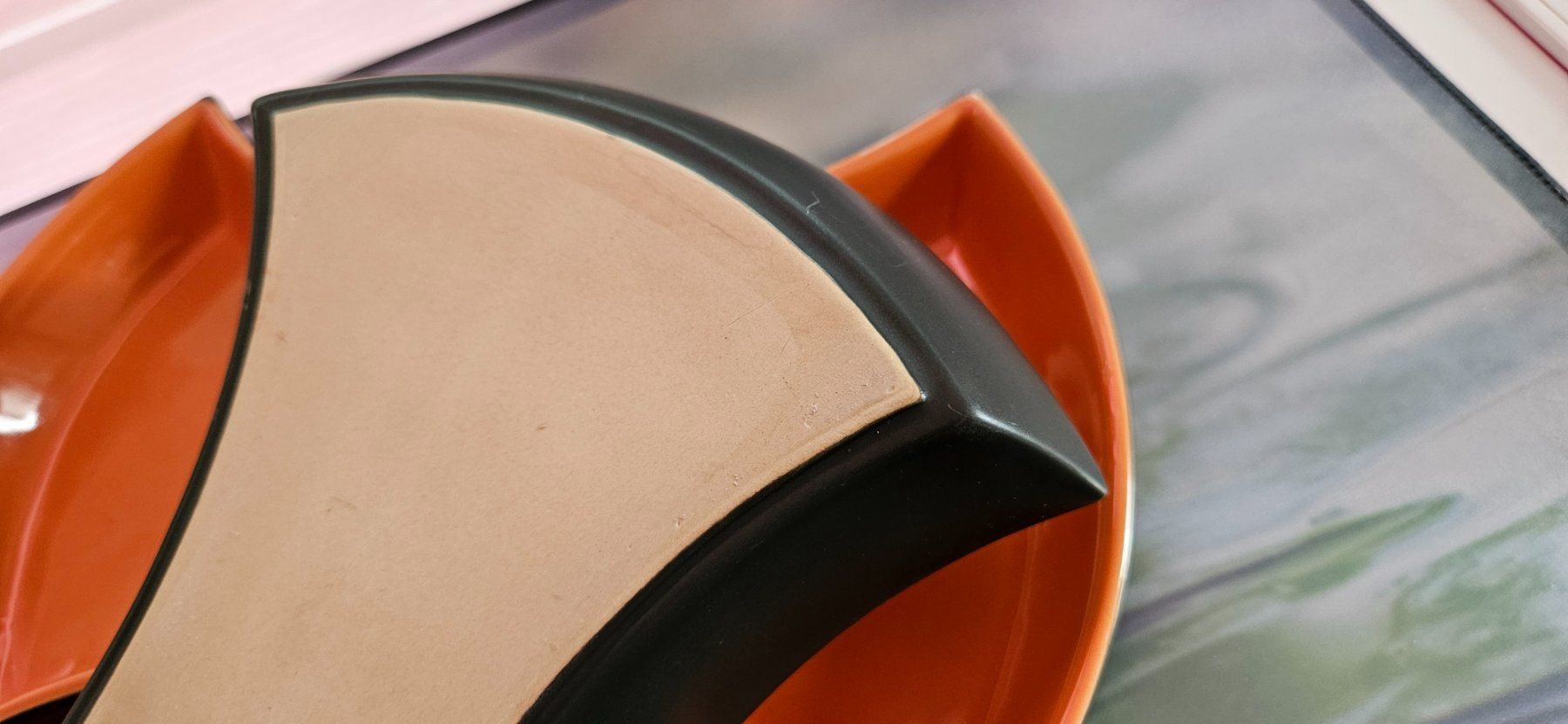 Servierplatten: 2 x Schale Schwarz/Orange Keramik – Gebraucht aus Zweidlen von Shubli 2