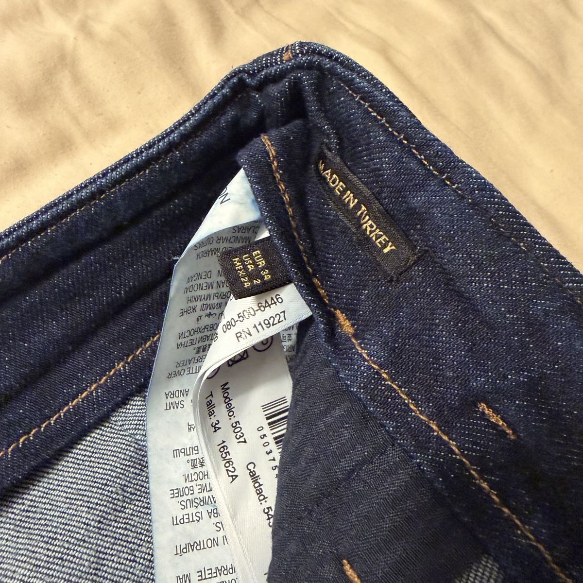 Massimo Dutti Jeans: Massimo Dutti jeans – D'occasion à Lausanne par its_zl9h 3