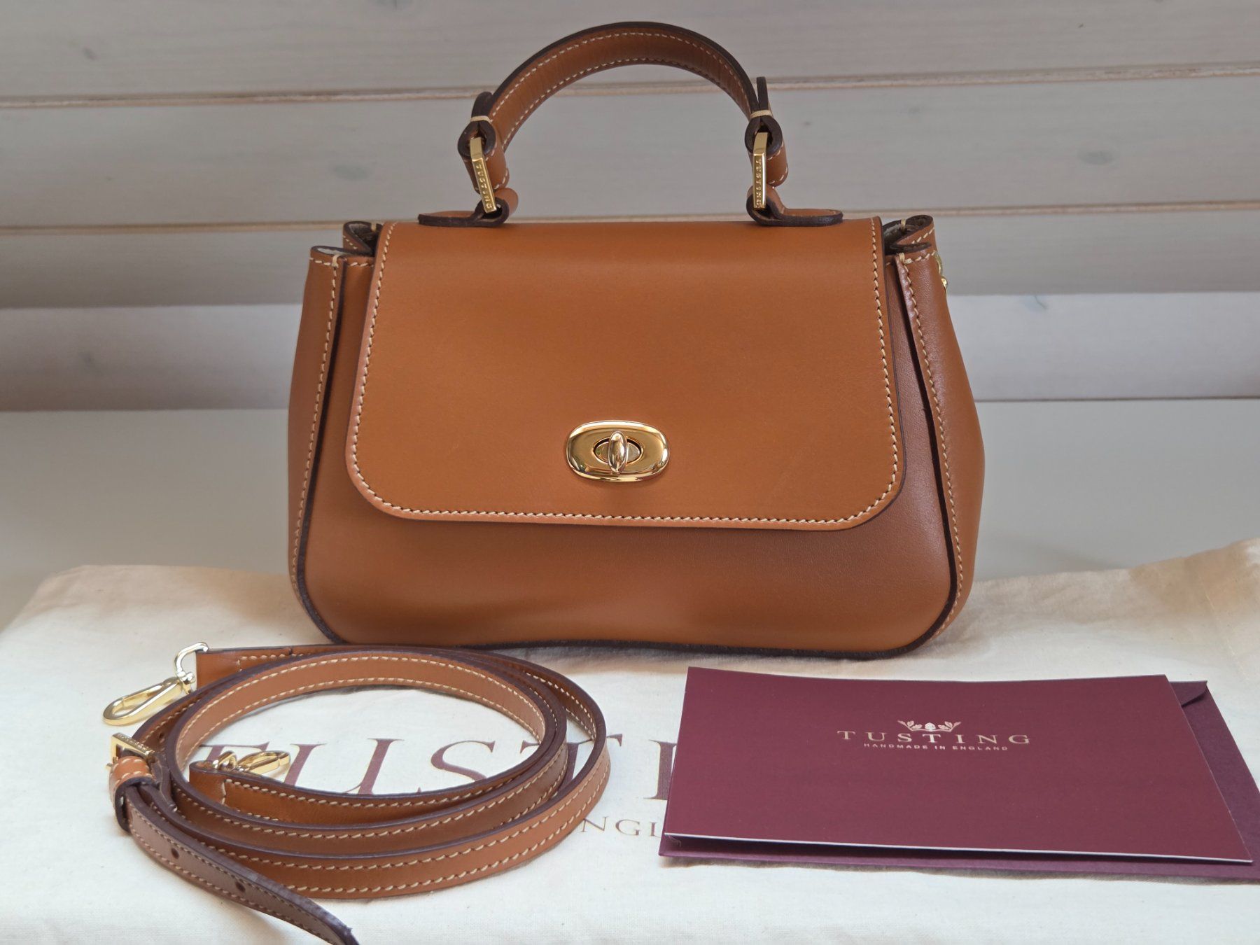 Sacs femmes: Tusting Mini Holly Bag – D'occasion à Dietikon par rvs_g9y7 6