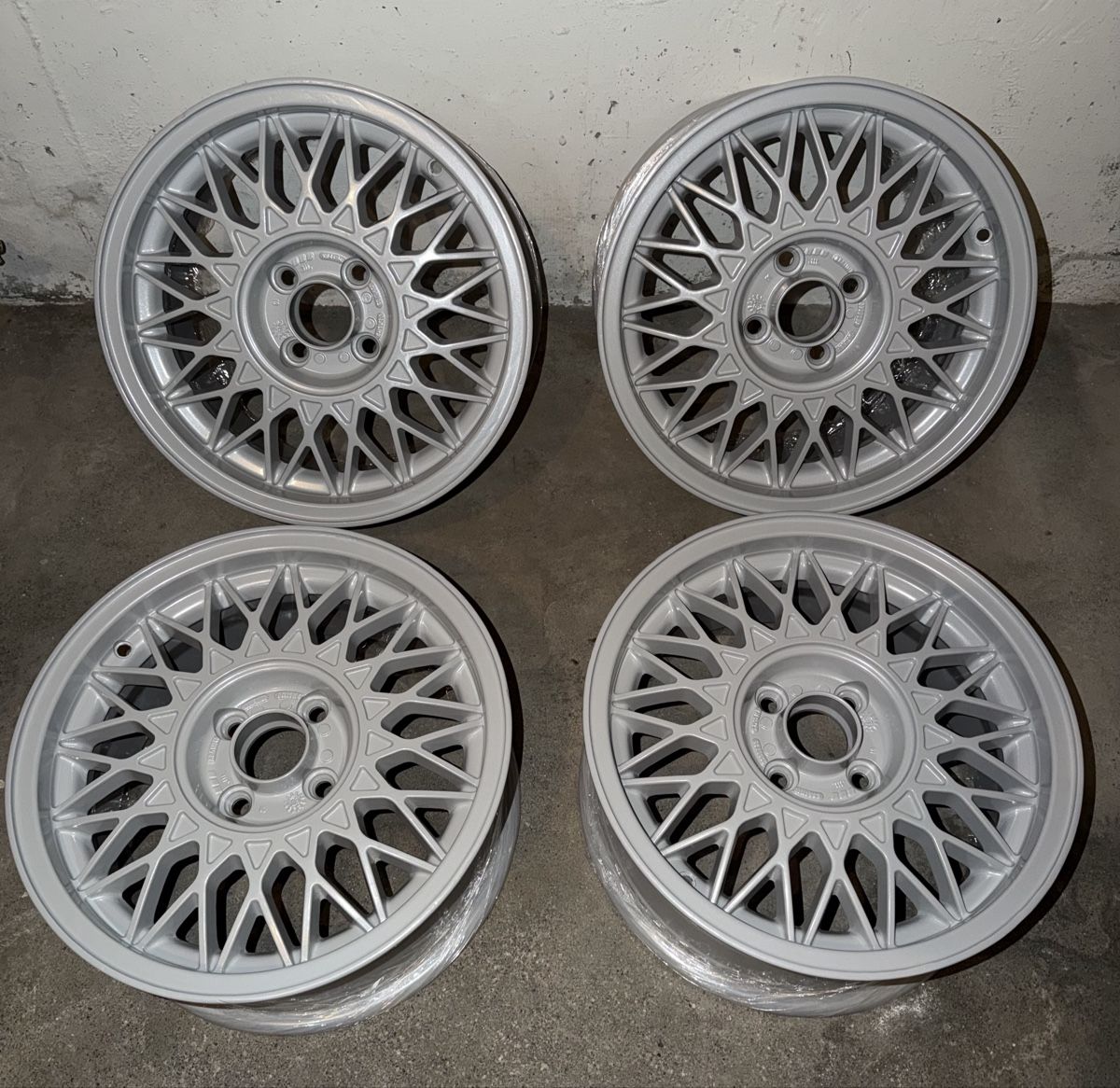 Bbs Cerchioni: BBS 359 4x100 VW BMW – Usato da Au ZH venduto da sara050 2