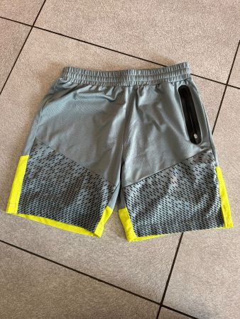 Short SPORT manor Gr. 134 / 140