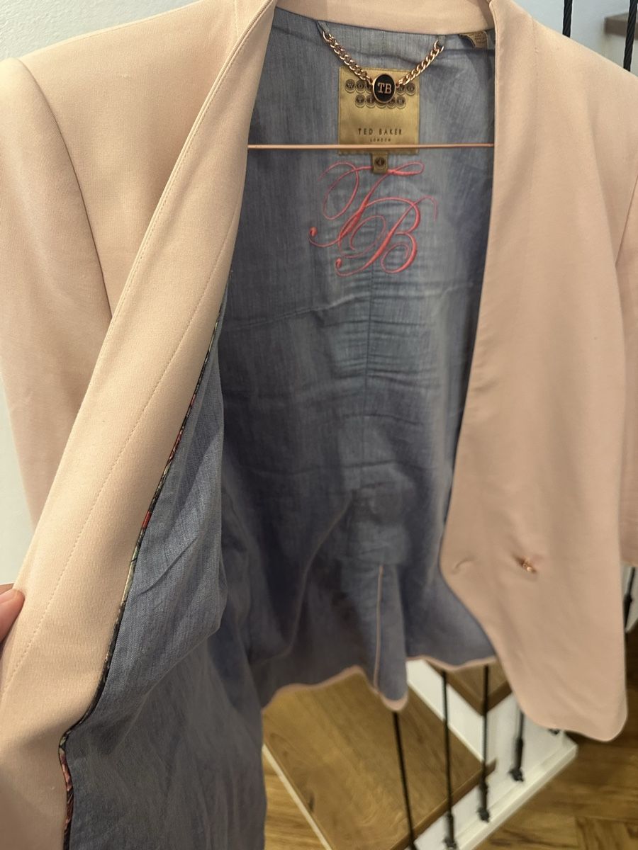 Ted Baker Giacche: TED BAKER Blazer TB 4 NP 445 – Usato da Richterswil venduto da chikolina01 2