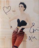 Erin O'Connor Autogramm signiert Foto 20x25cm Fashion-Model