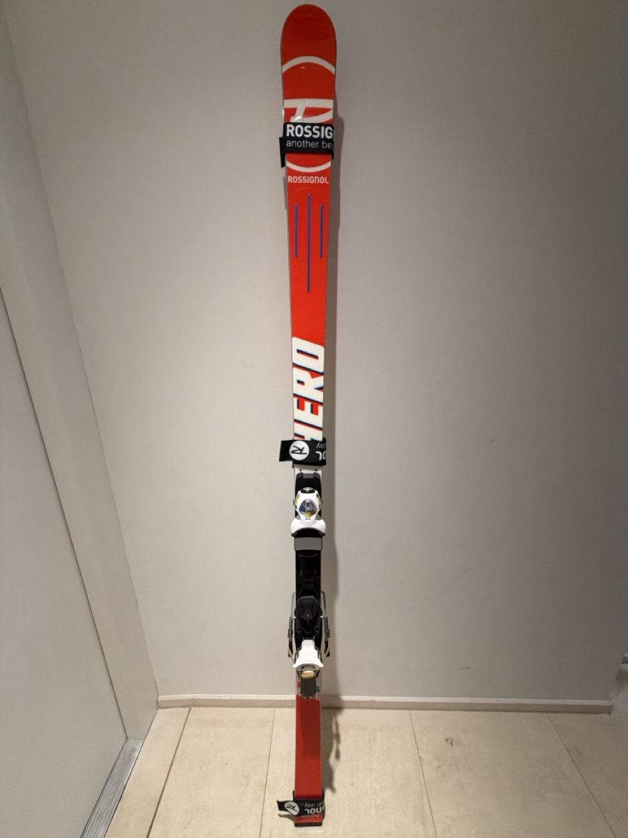 Rossignol Sci: Rossignol Hero Slalom Ski 193cm mit Look Bindung – Nuovo (secondo la descrizione) da Obersaxen venduto da jen_6dnw 1