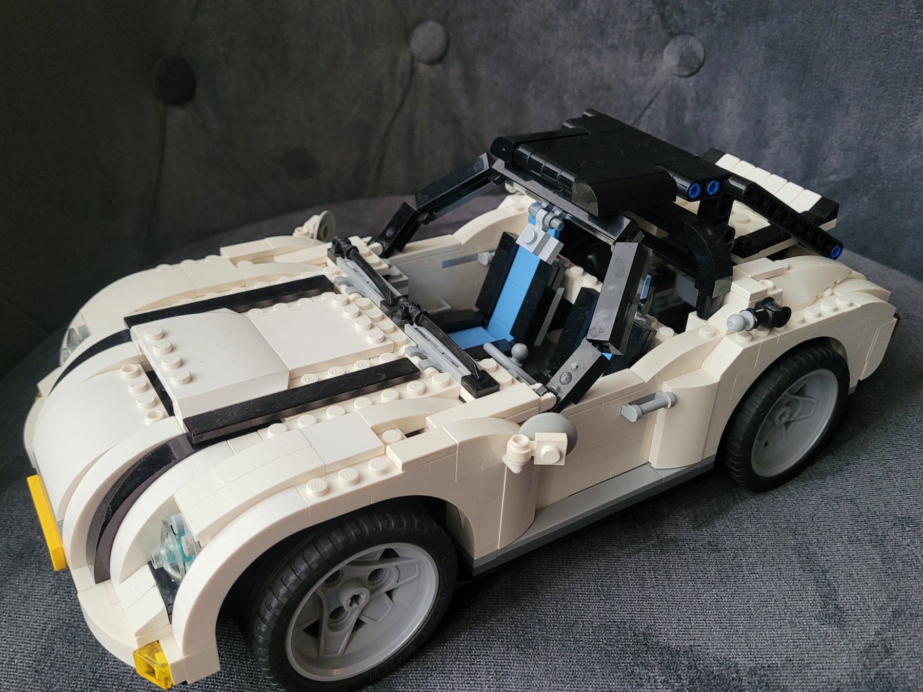 Lego Kit di costruzioni: Lego Creator 4993 voiture cabriolet – Usato da La Tour-de-Peilz venduto da estelle69
