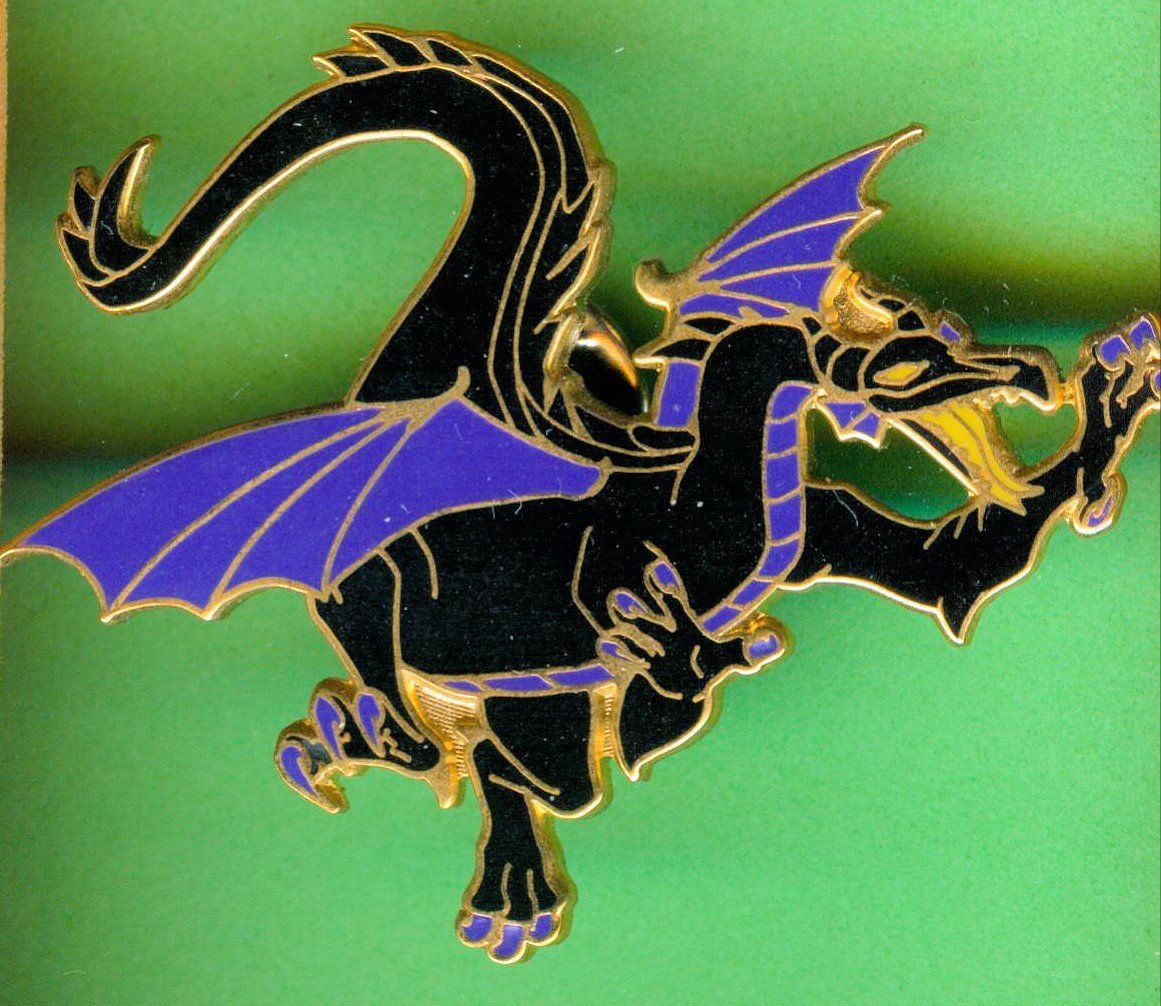 Disney Placchette & Badge: DISNEY  Dornröschen  MALEFICENT – Usato da Winterthur venduto da Sammleroase