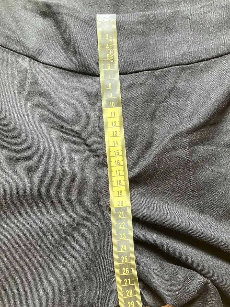 H&M Pantalons: Schwarze elegante Hose, Grösse S – D'occasion à Basel par carmeni71 1