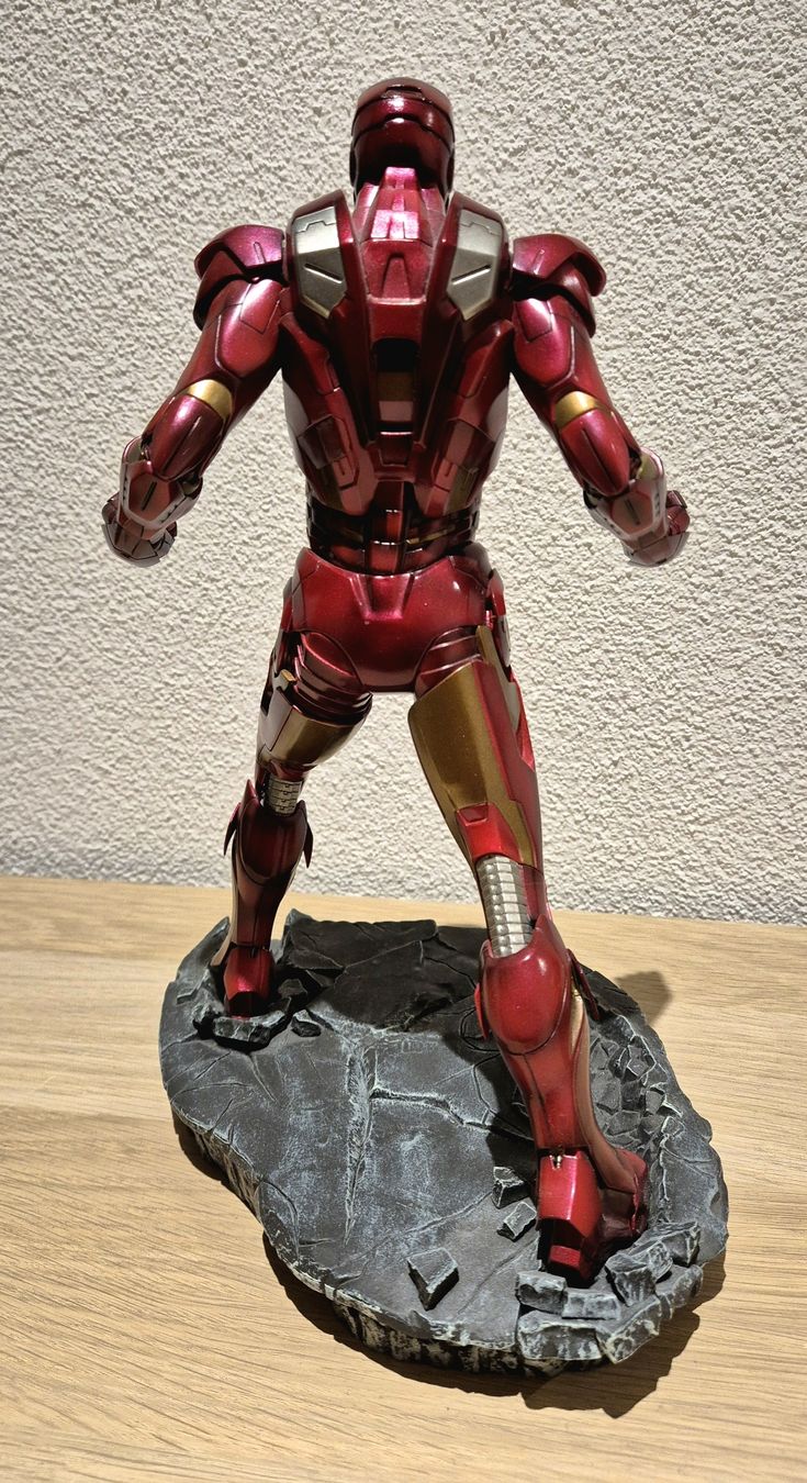 Marvel Statuette: Avengers Iron Man Statue – Usato da Grenchen venduto da MX2.aircraft 2