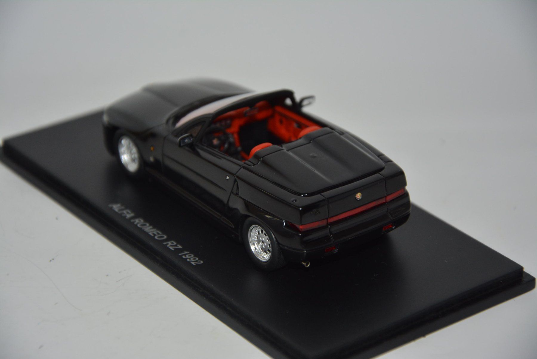 Alfa Romeo Modellini d'auto: Alfa Romeo RZ 1982 , Spark , 1:43 – Nuovo e nell'imballaggio originale da Goldach venduto da Feivel9 8