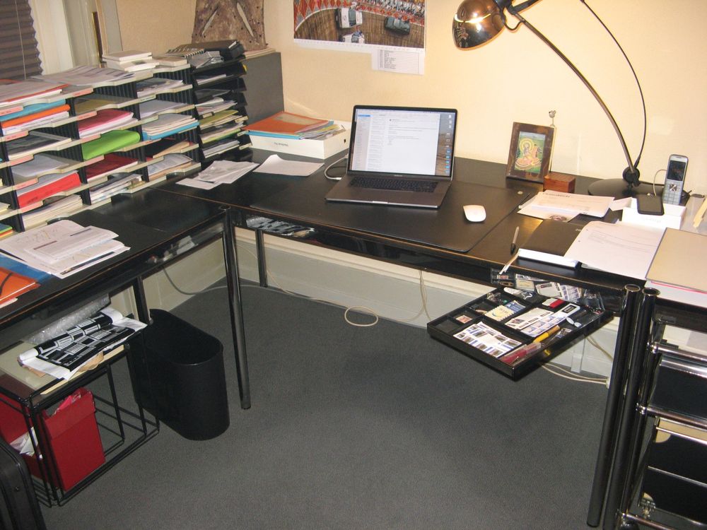 2 Tables USM bois noir 175x75x74 (Gebraucht) in fribourg für CHF 120 ...