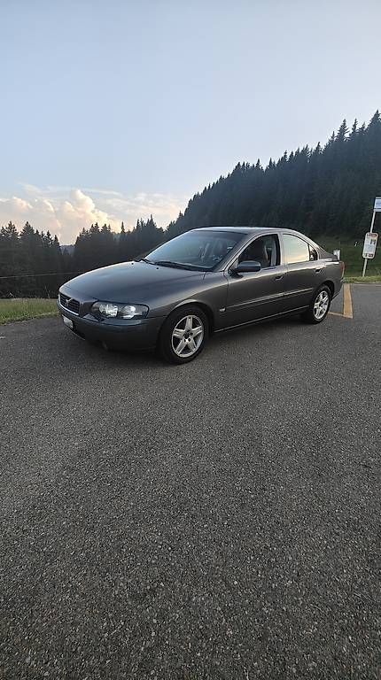 Automobili: Volvo S60 2.5T AWD – Usato da Le Pâquier-Montbarry venduto da pas_st8d 3