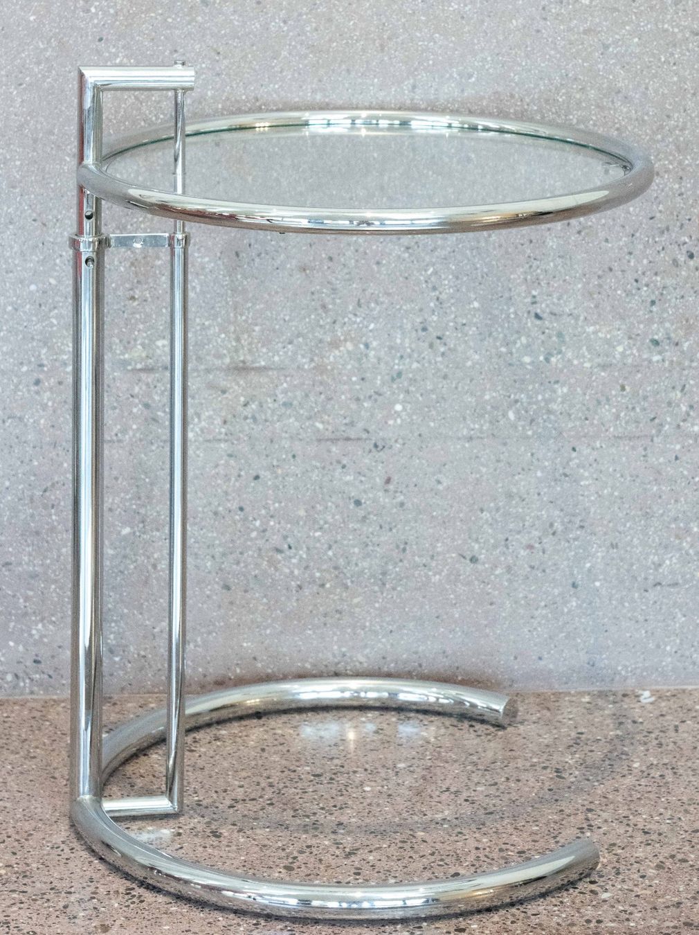 Comodini: Eileen Gray Replika - guter Zustand – Usato da basel venduto da sta.bile 1