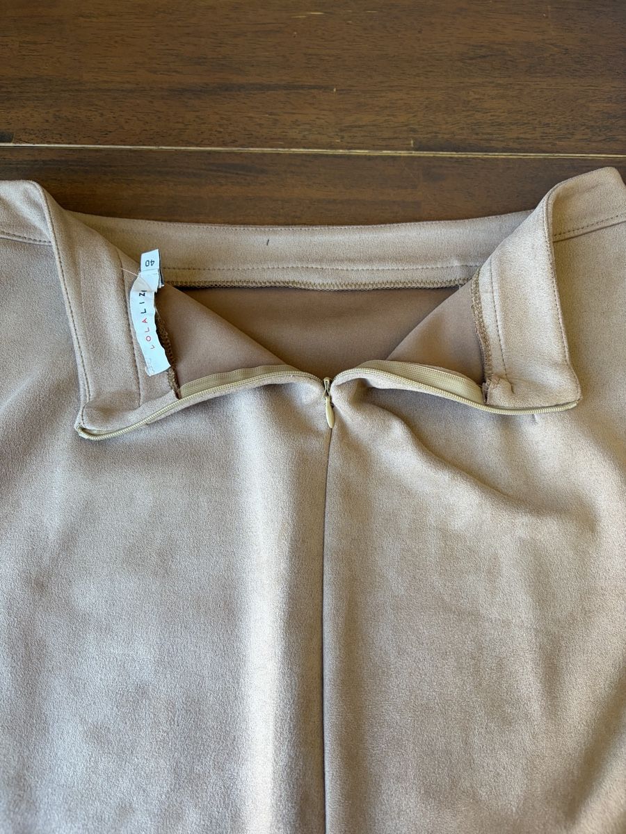 Gonne: Faux Suede Mini Skirt Size 40 – Usato da Nyon venduto da Deb_D39 2