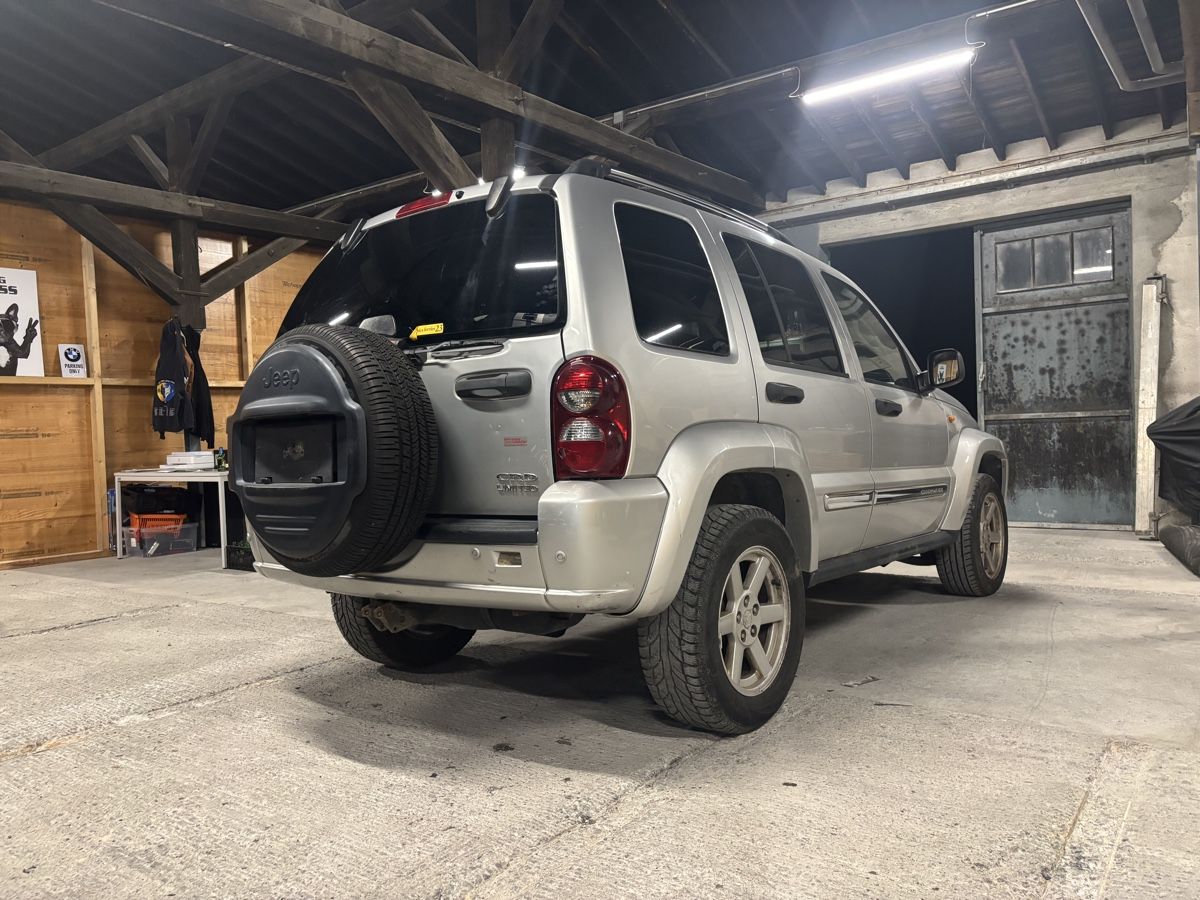 Jeep Autos: Jeep Cherokee 2.8 CRD – Gebraucht aus Oey von DigRent 3