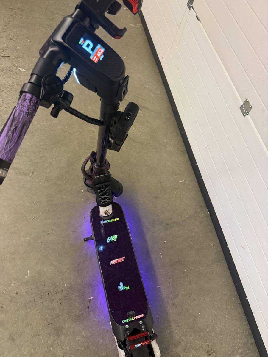 Scooter: Trottinette électrique Max G3 D – Usato da Lutry venduto da Akombi 3