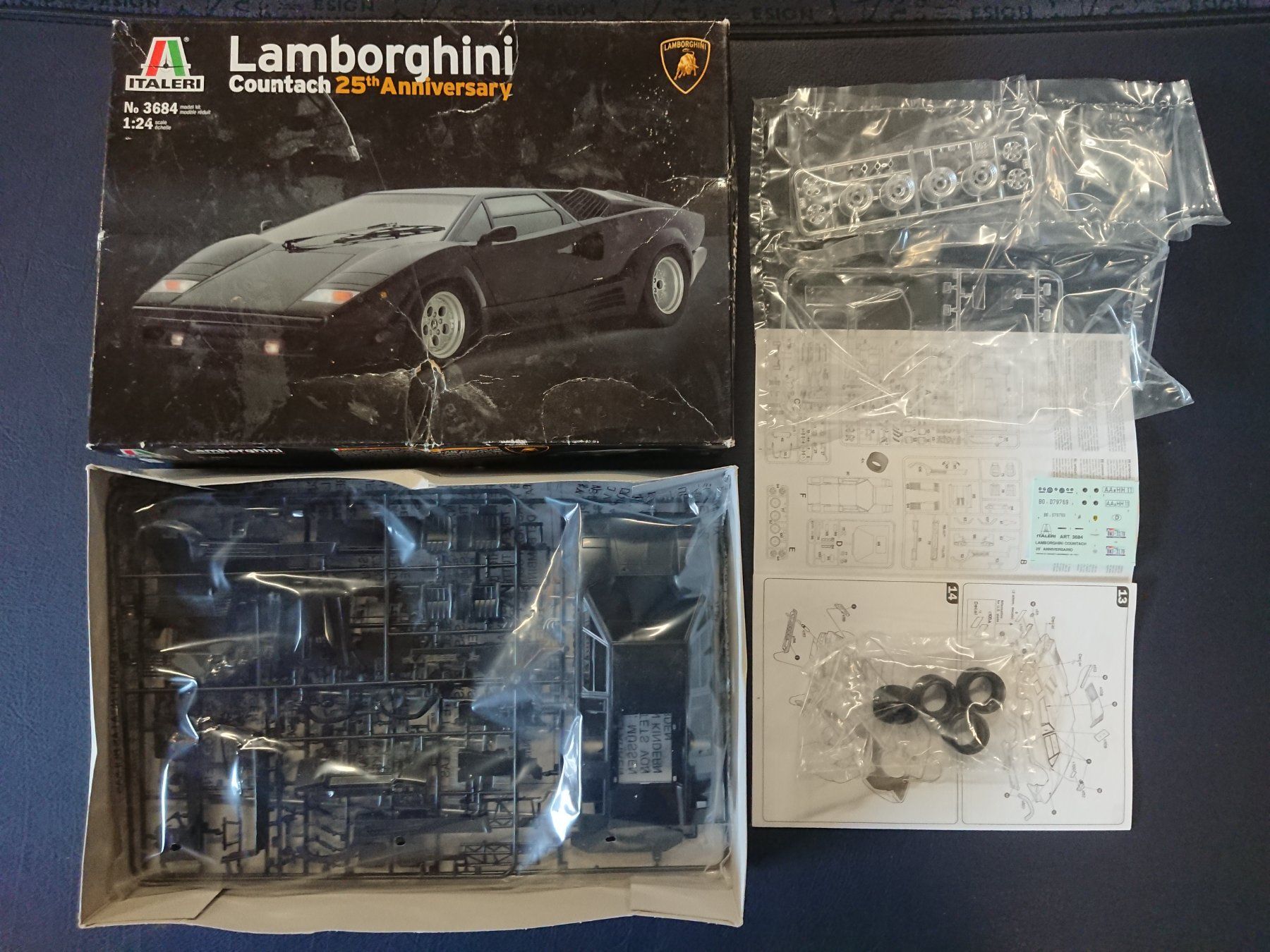 Italeri Modellautos: Lamborghini Countach 25th Anniversary Italeri 1:24 – Neu (gemäss Beschreibung) aus Farvagny-le-Grand von LaCaverne