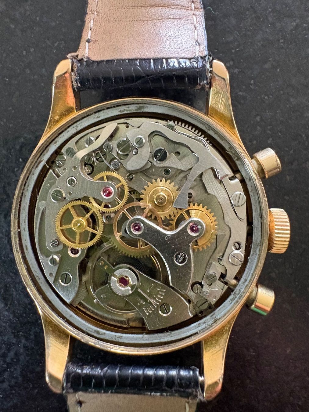 Orologi: Urech Chronograph 70er Jahre 36 mm – Usato da Arzier-Le Muids venduto da Pharmland 1