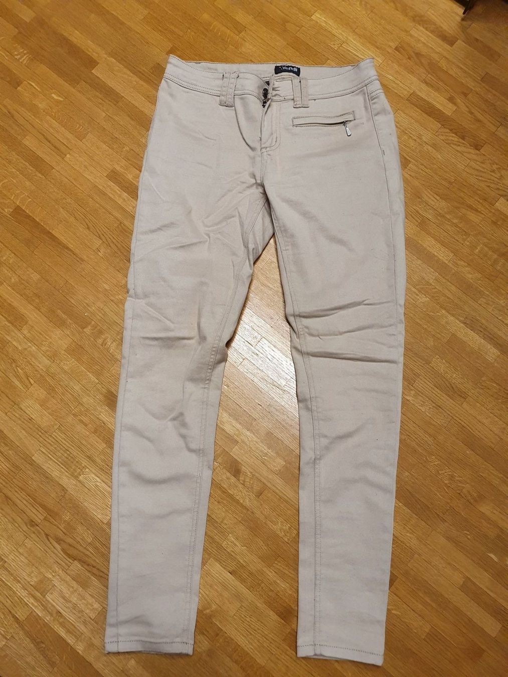 Jeans: Jeans doux beige taille 38 – Nuovo (secondo la descrizione) da Versoix venduto da aline_b 1