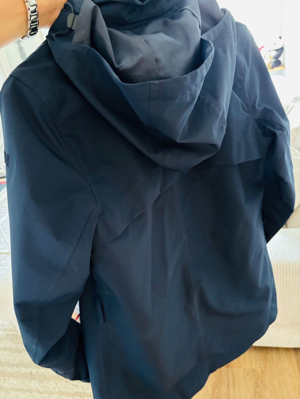Helly Hansen Mäntel: Regenmantel Helly Hansen Grösse M dunkelblau – Gebraucht aus Basel von met_d6zt 2